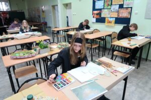Konkurs plastyczny pt. „Pejzaż wg Józefa Chełmońskiego”.